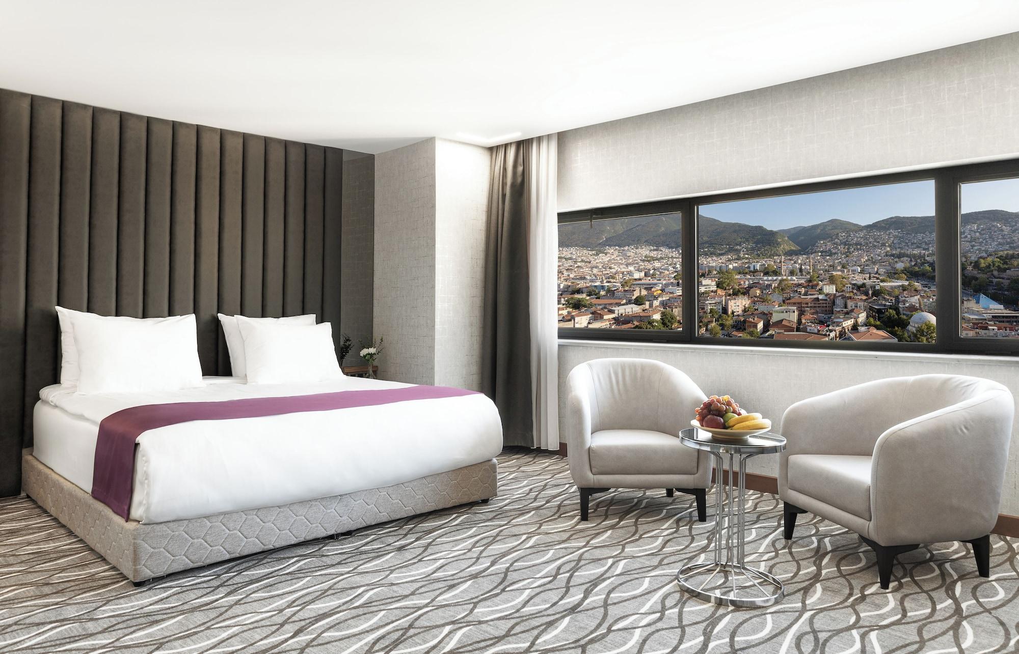 Varios Lilium Hotel & Suites
