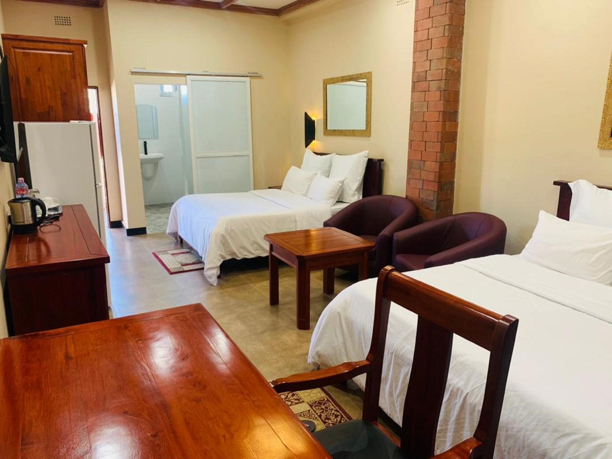 Varios Starscape Hotel