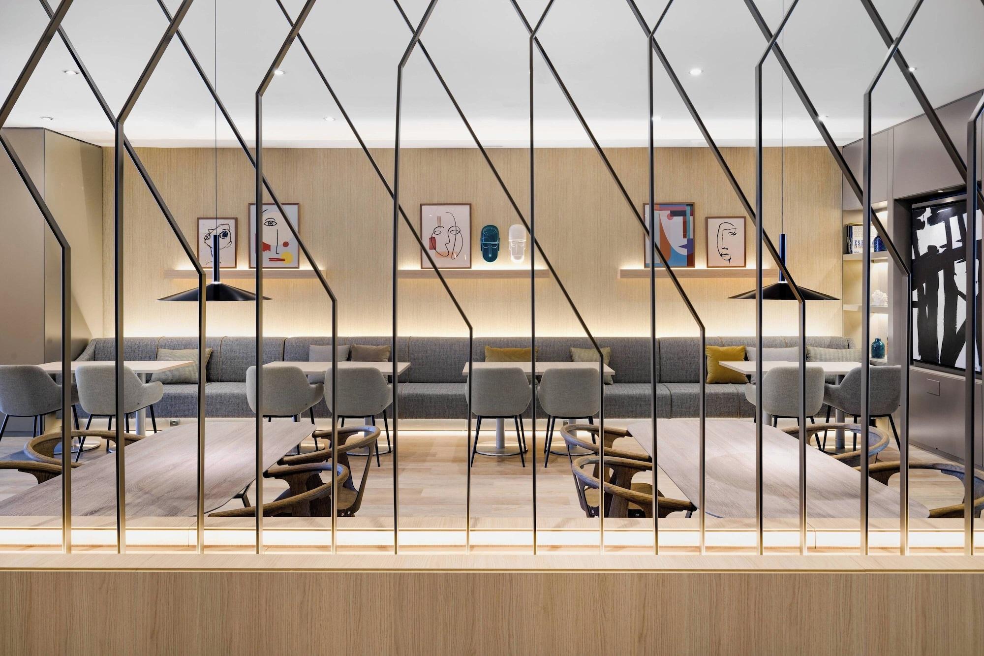 Bar/Salón AC Hotel Tarragona by Marriott