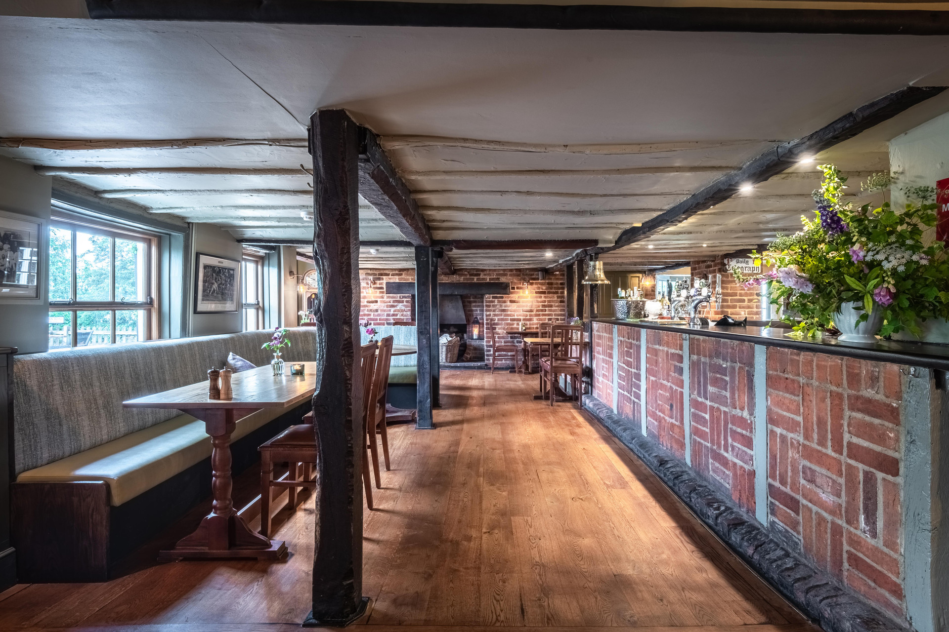 Vista Lobby The Cricketers