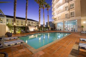 Pacote - The Commodore Hotel