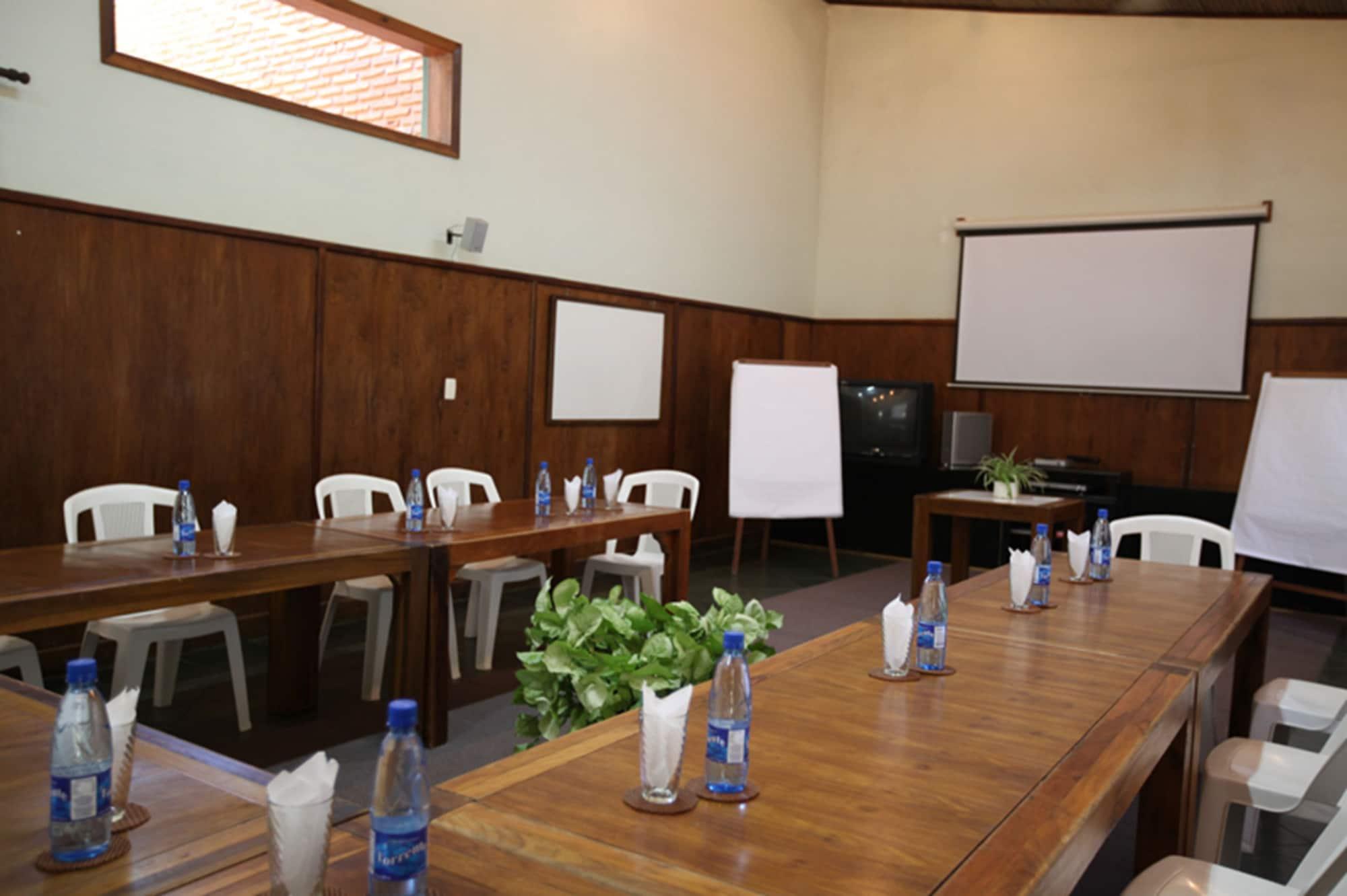 Sala de Reuniones Hotel La Quinta
