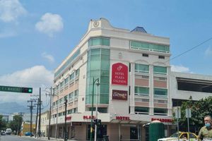 Alojamiento - Hotel Plaza Calzada