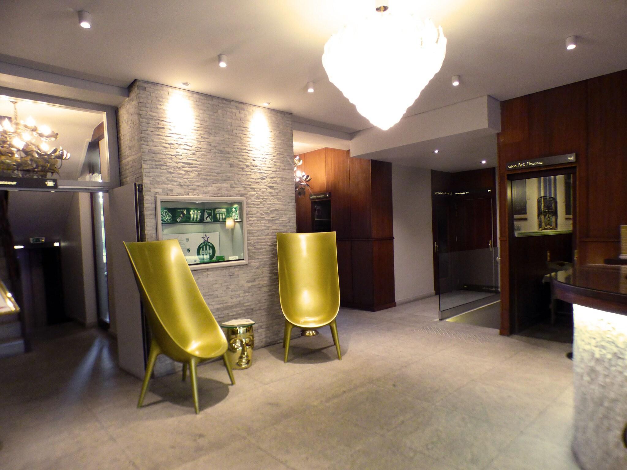 Vista Lobby Terminus du Forez