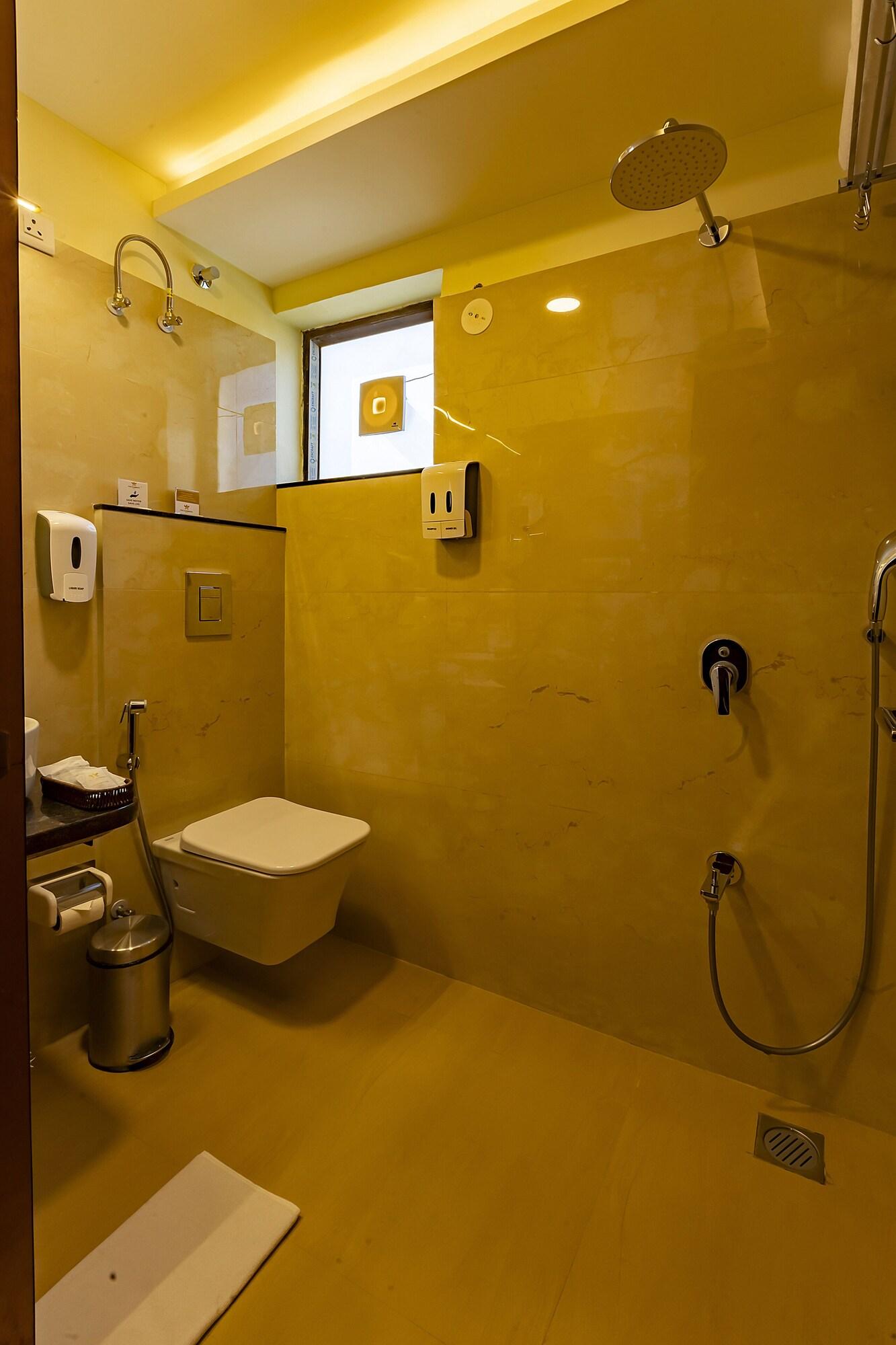 Equipamiento de Habitación Mertiya Residency