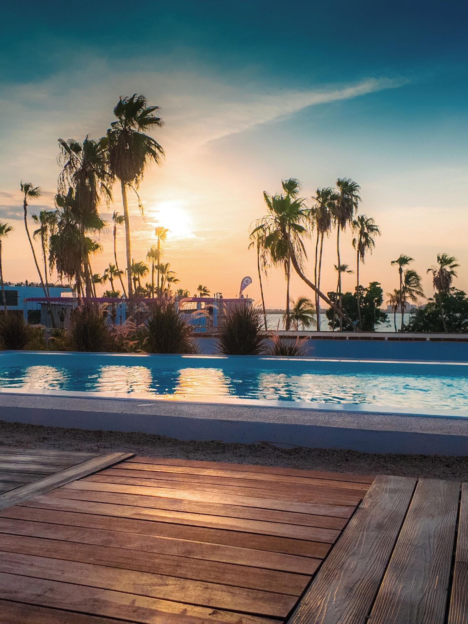 Playa InHouse Glamping Hotel La Paz