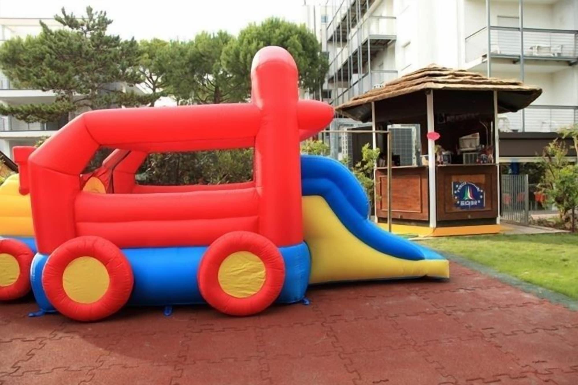 Instalaciones Recreativas Hotel Martini