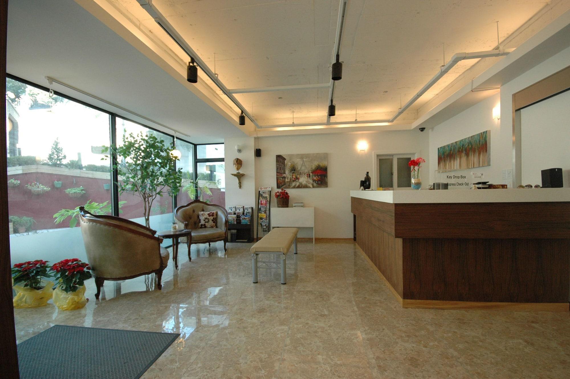 Vista Lobby E Residence