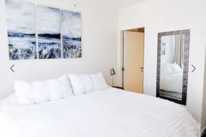 Alquiler Vacacional - This is for a booking with Victoria Waterfalls Hotel. 1 bedroom suite, sleeps 4.