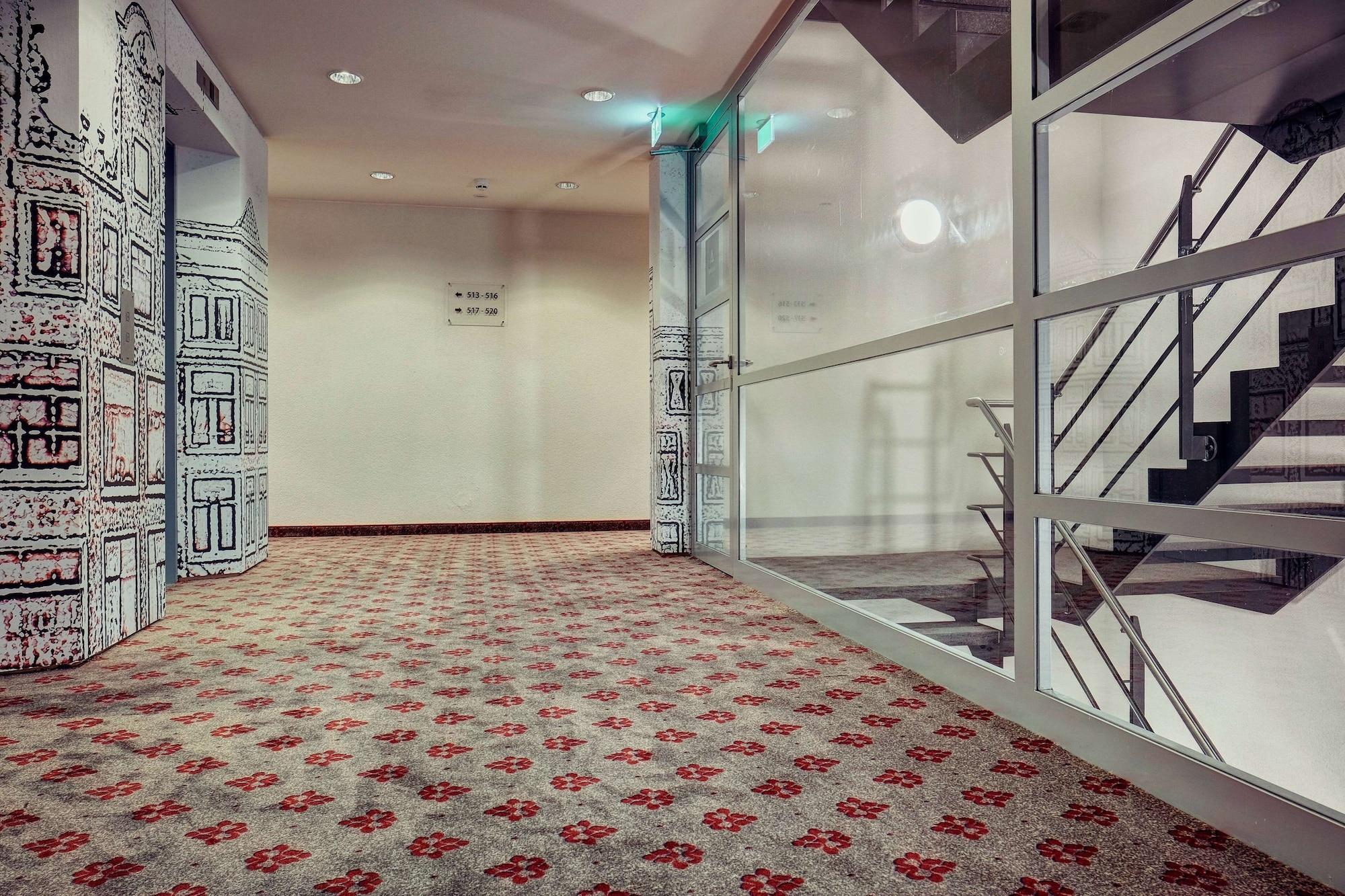 Varios Amedia Amsterdam Airport, Trademark Collection by Wyndham