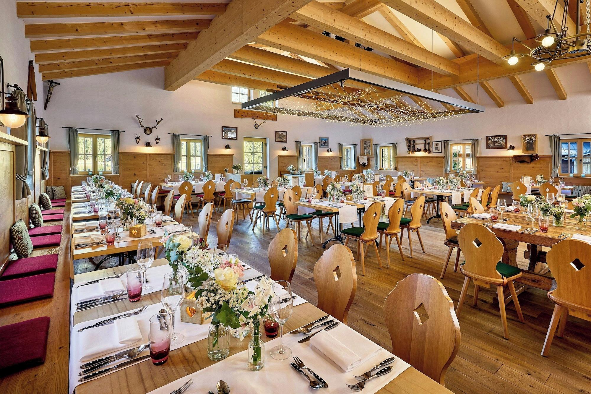 Restaurant Arabella Alpenhotel am Spitzingsee, a Tribute Portfolio Hotel