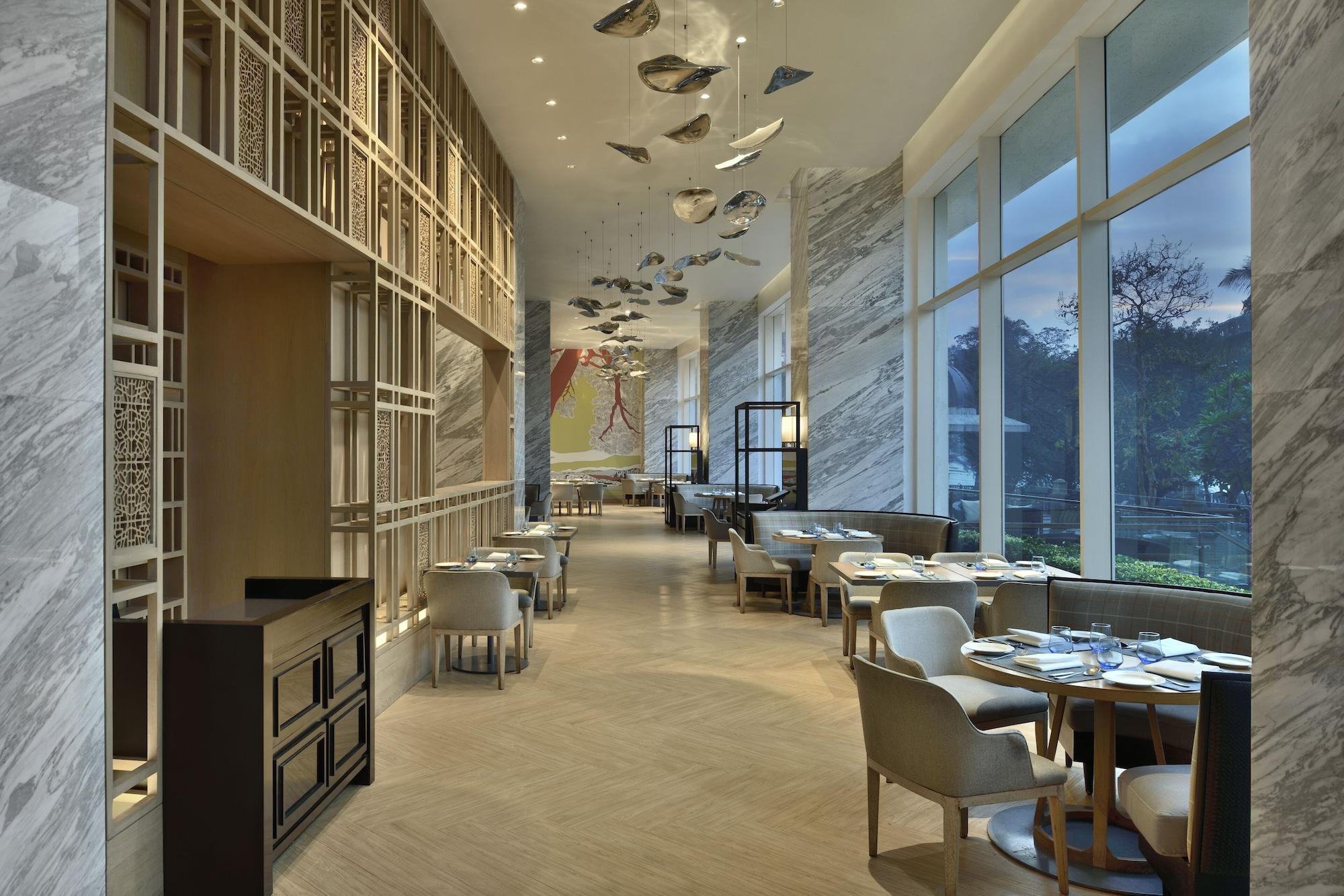 Restaurant The Westin Mumbai Powai Lake