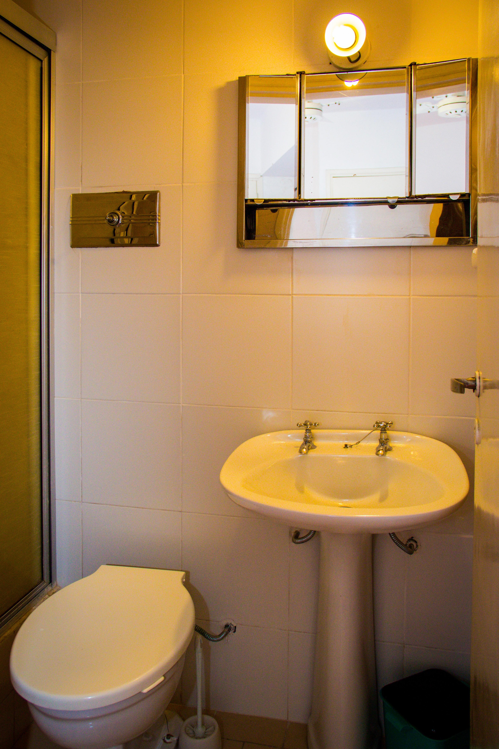 Baño El Ciervo de Oro Hostel