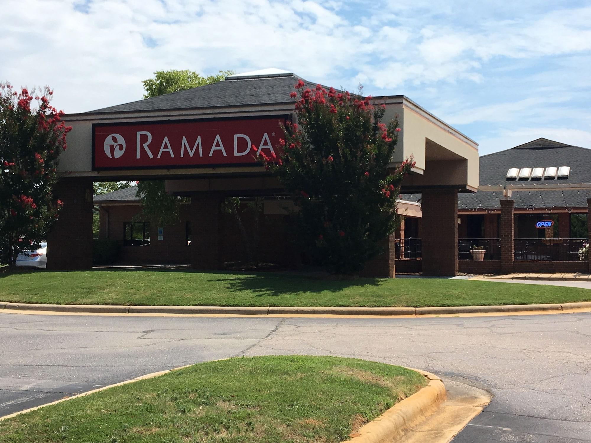 Vista Exterior Ramada by Wyndham Raleigh