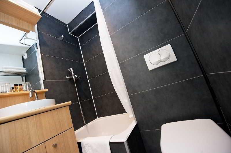 Baño Staycity Aparthotels Gare de lEst
