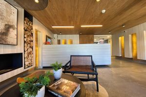 Alquiler Vacacional - Coastal apartment, steps from the beach. Heated swimming pool, jacuzzi and patio