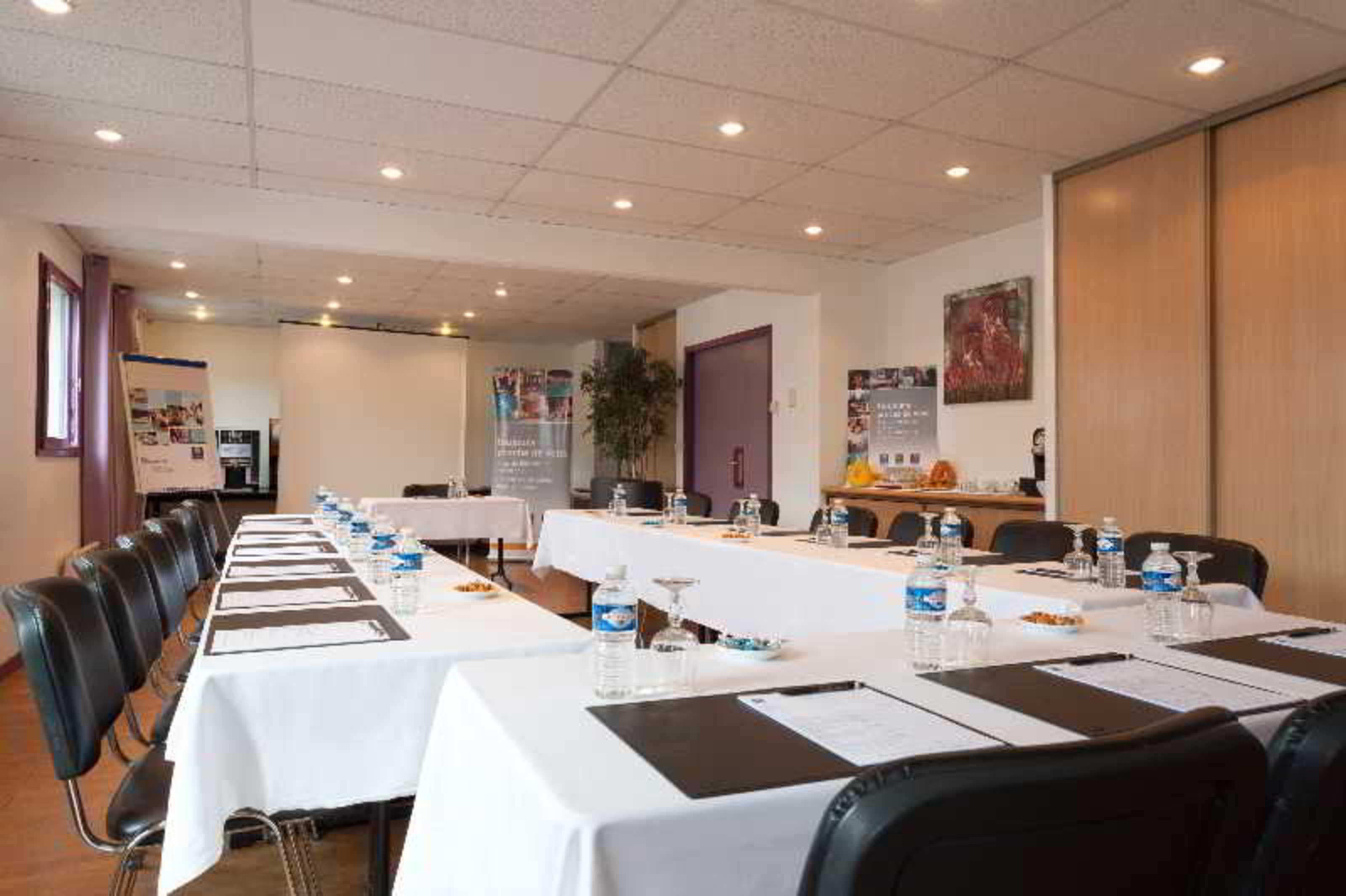 Restaurant Geographotel Paris - Roissy CDG Airport