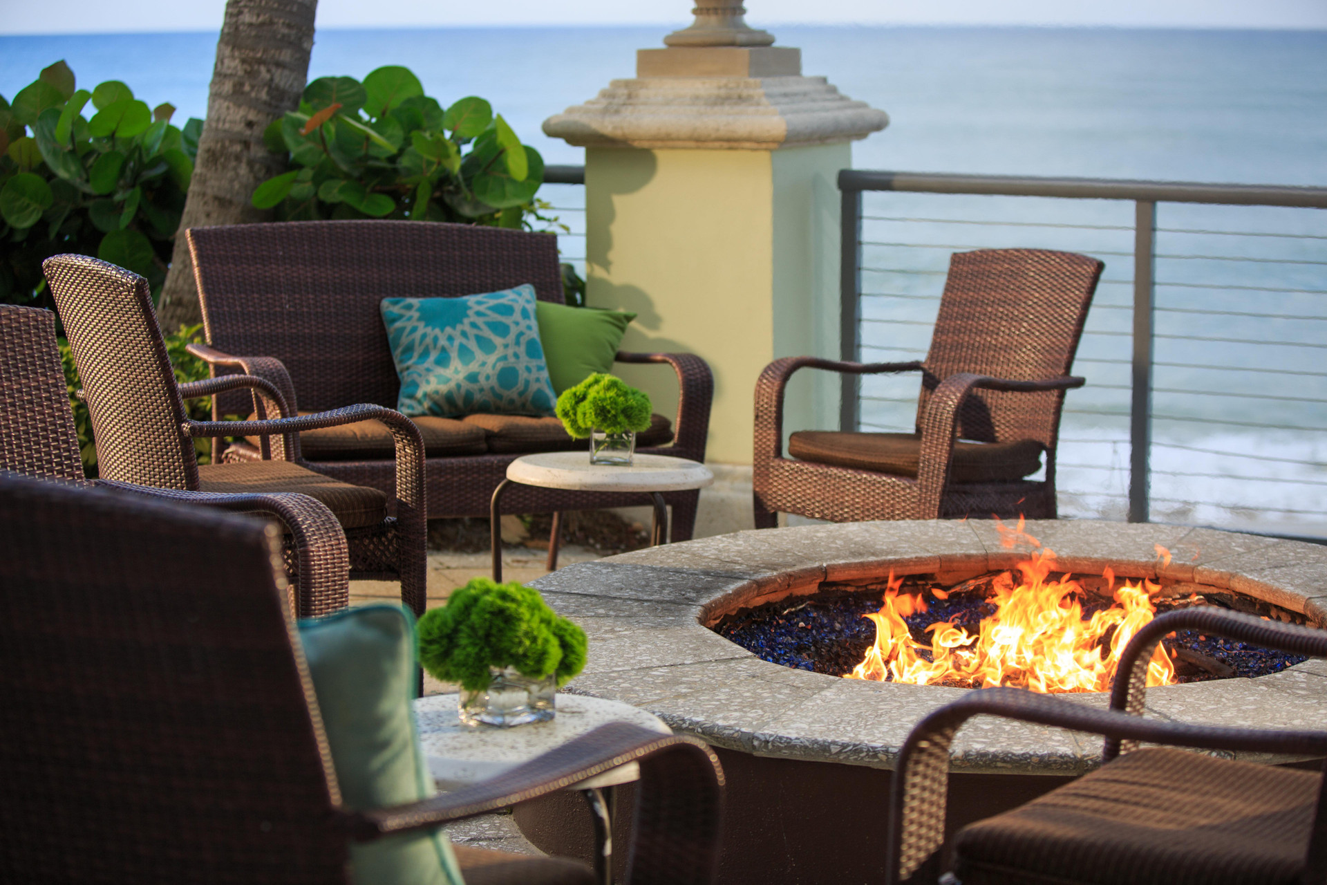 Vista Lobby Kimpton Vero Beach Hotel & Spa by IHG