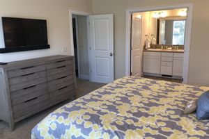 Alquiler Vacacional - 2 BLOCKS to BEACH!! 3 bedroom FAMILY & DOG- FRIENDLY w/FENCE! Close to Pelican!