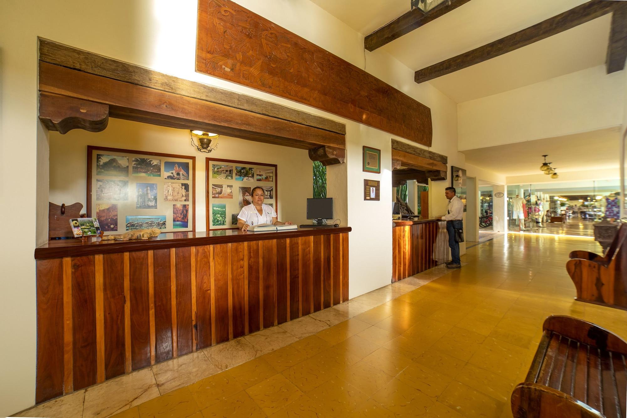 Vista Lobby The Lodge at Chichen Itza