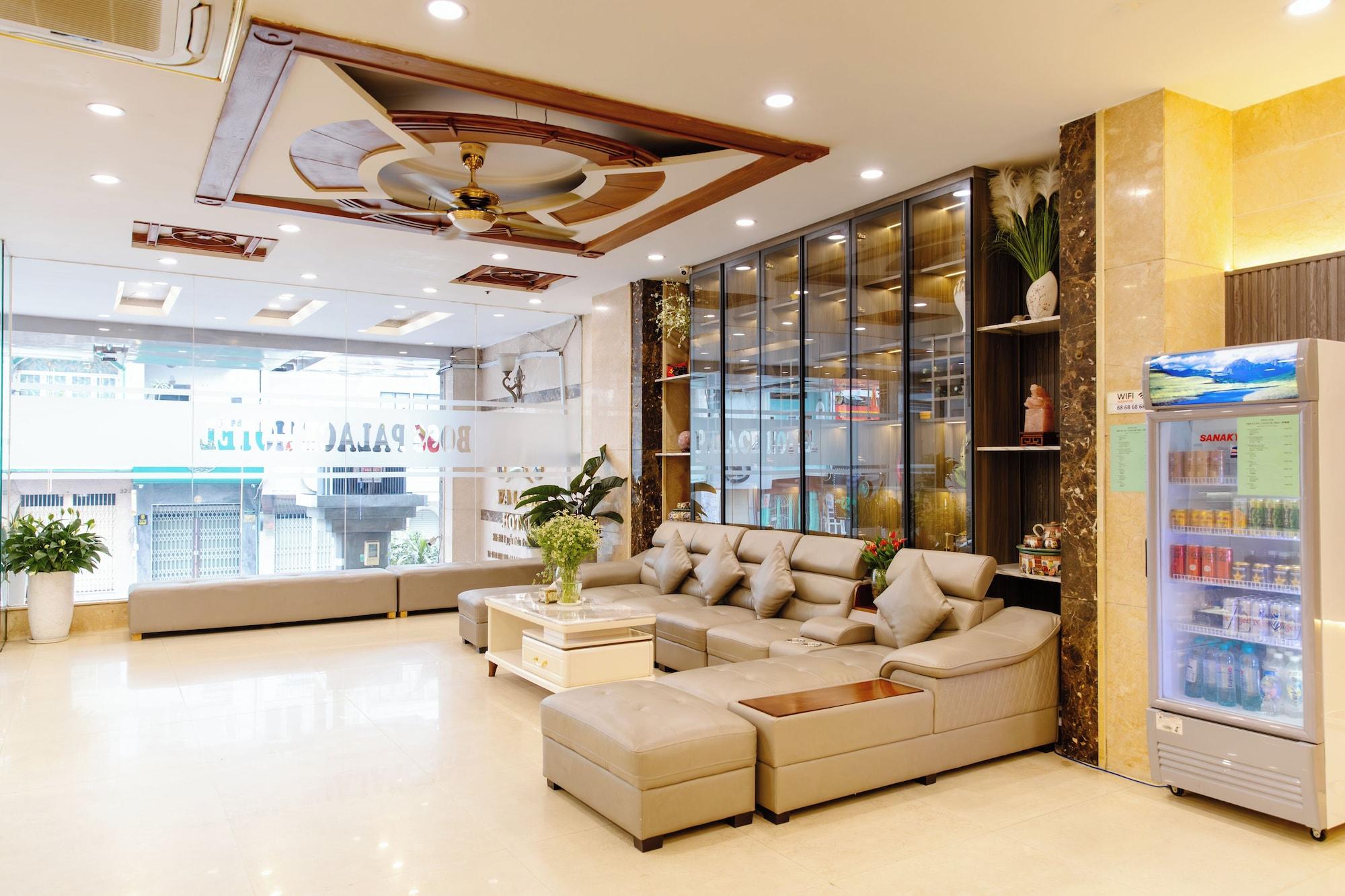 Vista Lobby Boss Palace Hotel