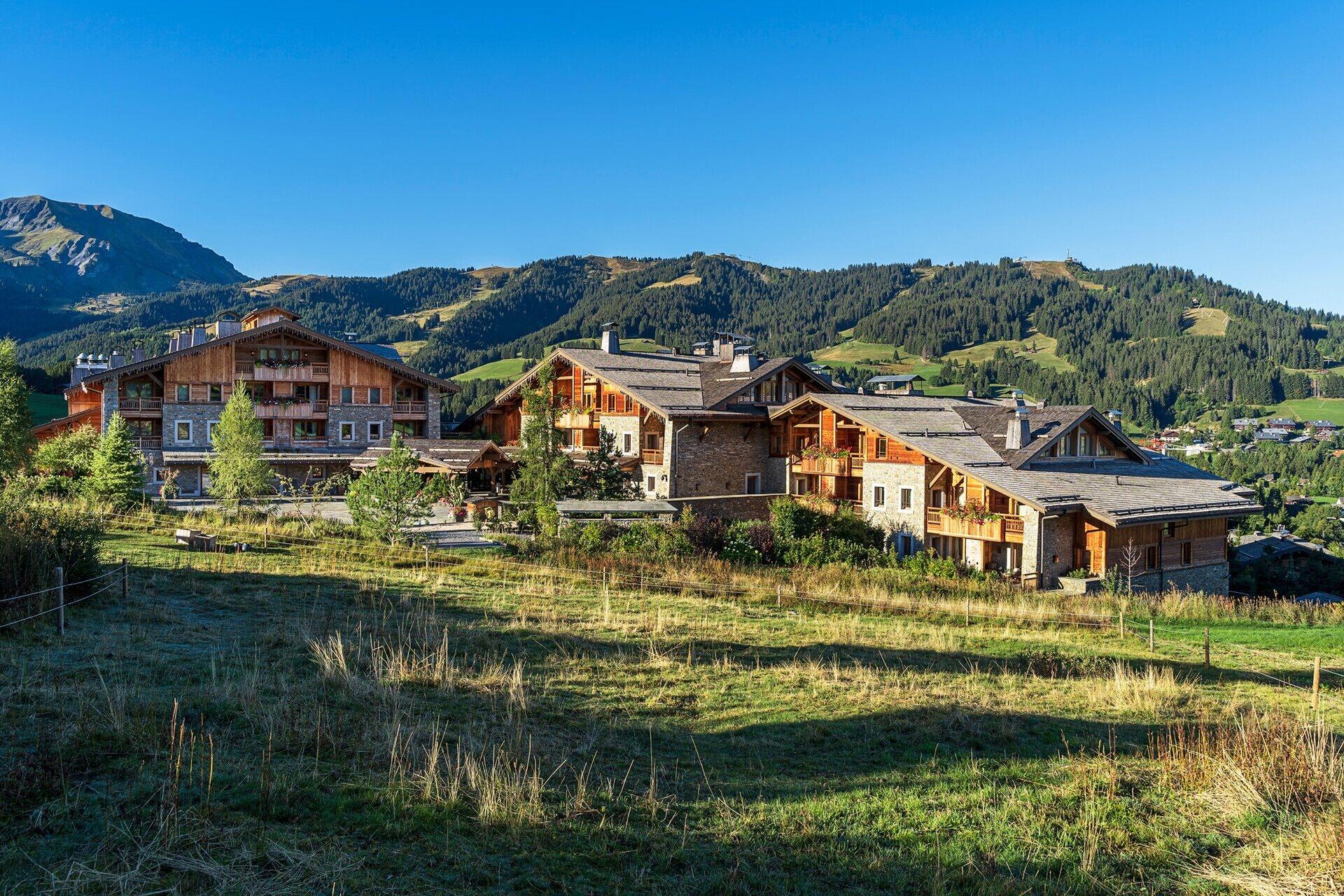 Vista Exterior Four Seasons Hotel Megeve