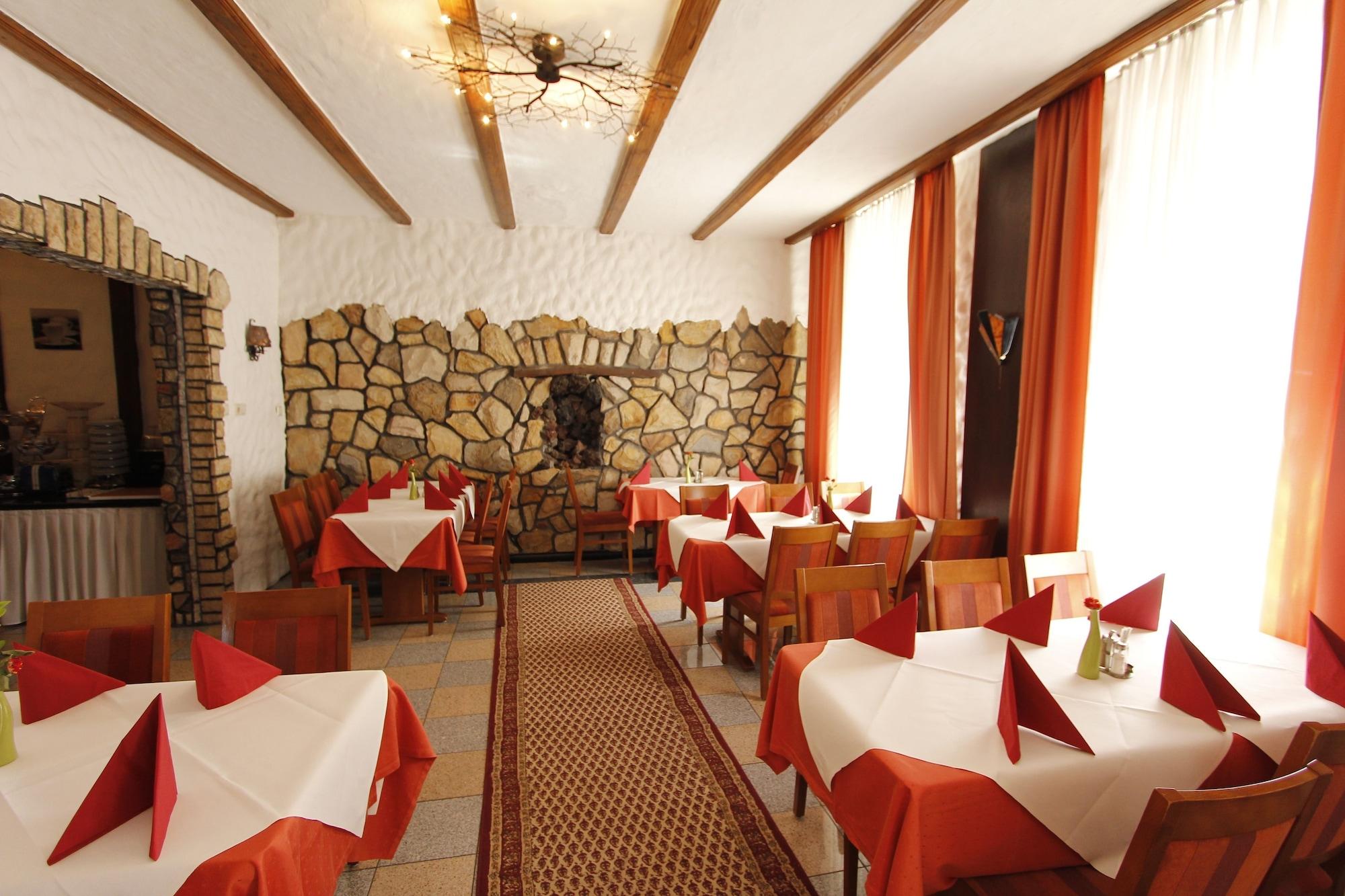 Restaurant Hotel Restaurant Adria - Stuben