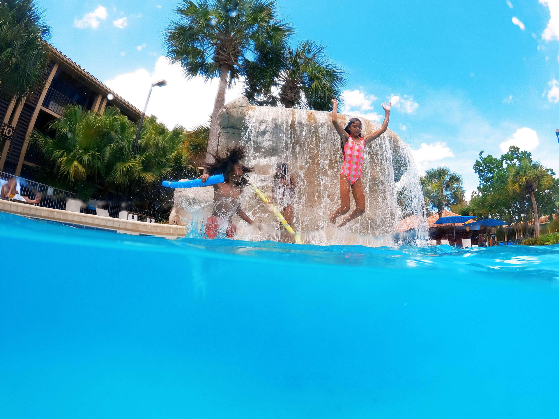 Vista Piscina DoubleTree by Hilton Orlando Theme Park Resort