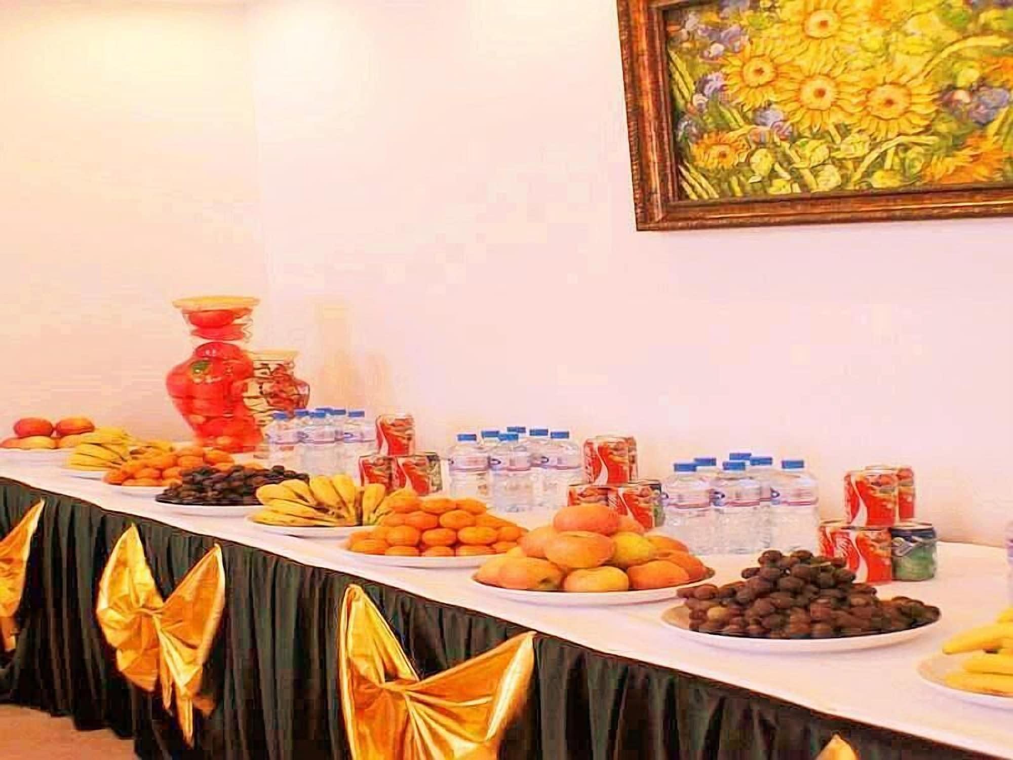 Restaurant GreenTree Inn Harbin City Central Avenue Hotel