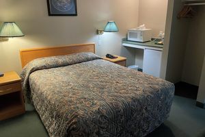 Alojamiento - 4 Pines Motel