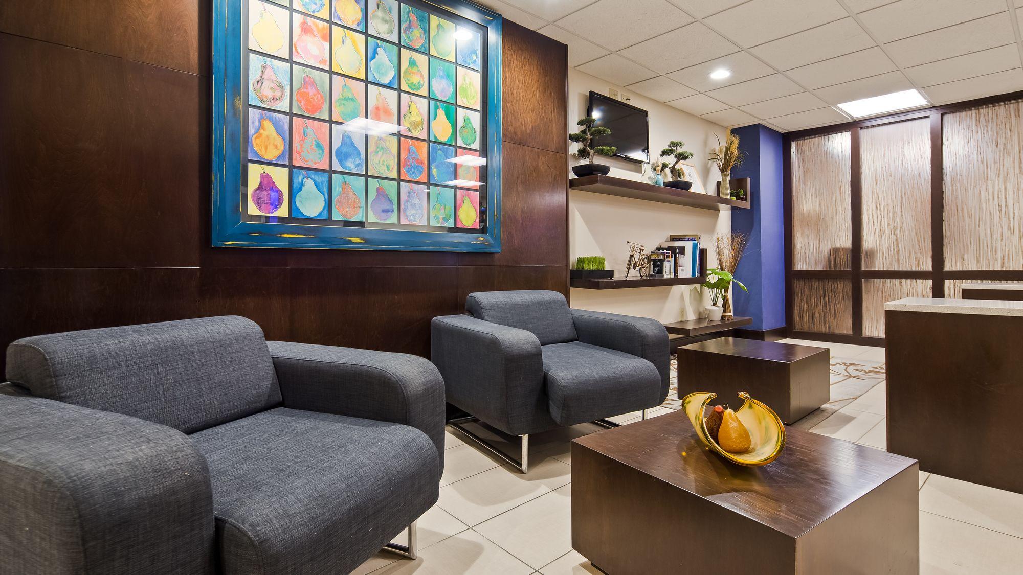 Vista Lobby Best Western Plus Berkshire Hills Inn & Suites
