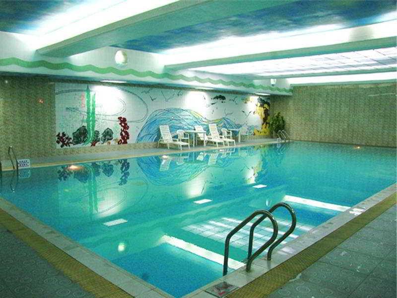 Vista Piscina Huiquan Dynasty Hotel
