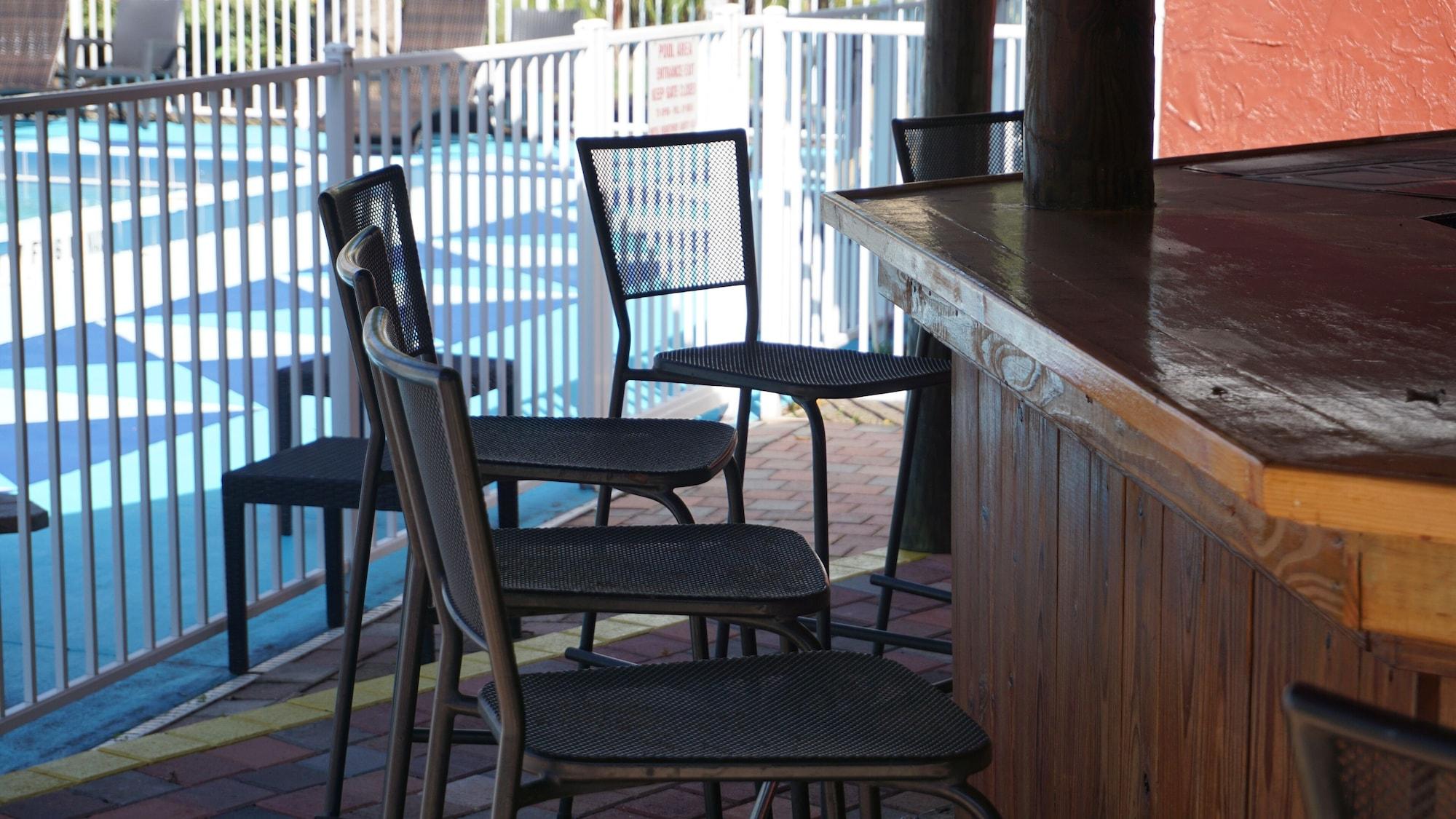 Bar/Salón Island Hotel of the Space Coast