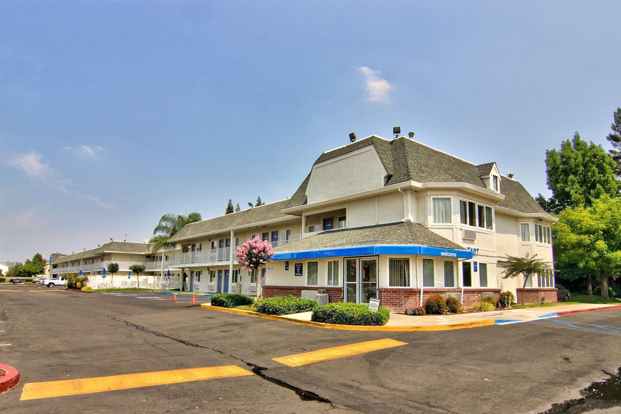 Vista Exterior Motel 6 Sacramento, CA - South Sacramento & Elk Grove