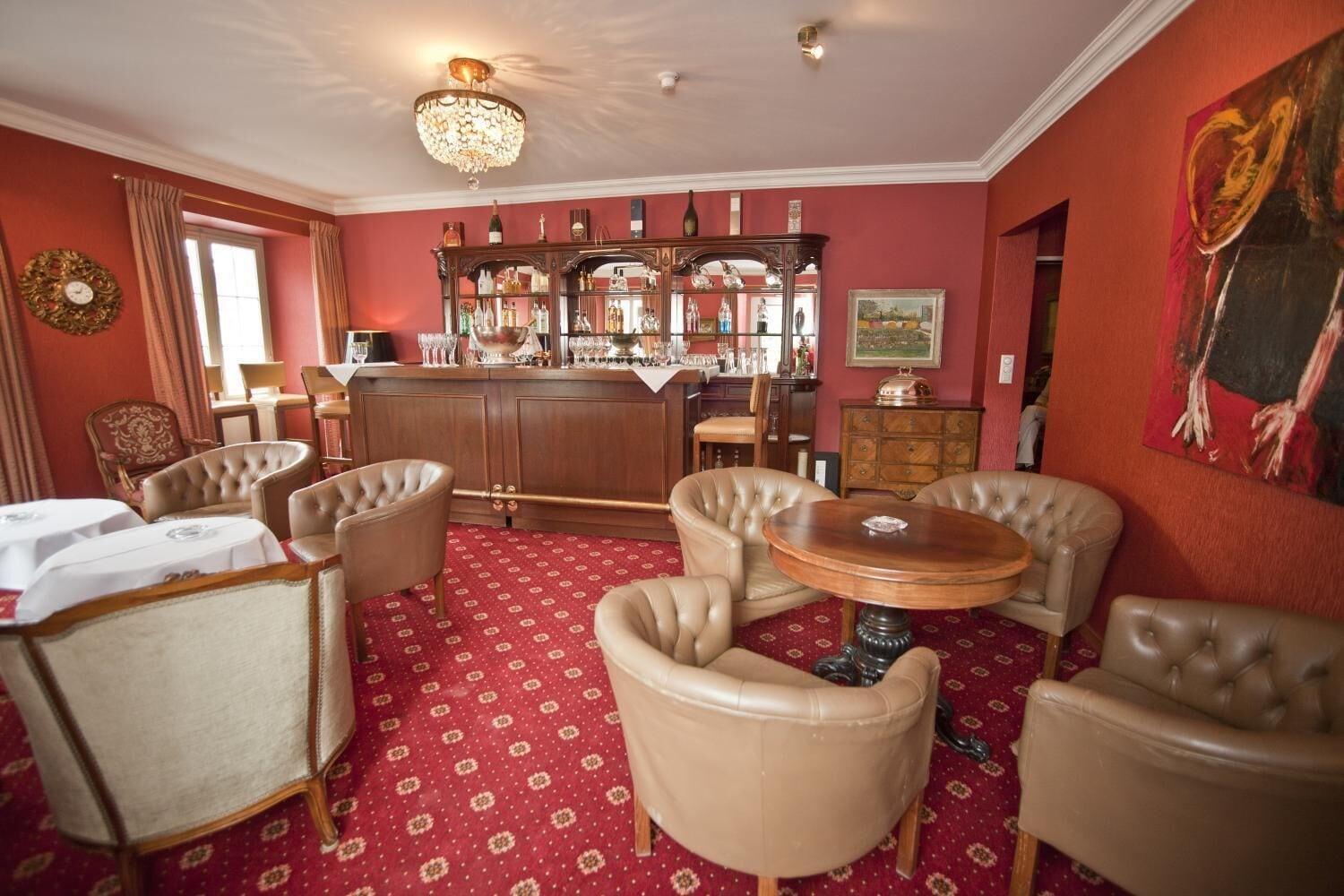 Bar/Salón Bad Eptingen