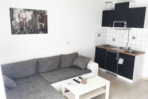 Renta temporal - 1-room apartment near Lidl, Kaufland and Audi