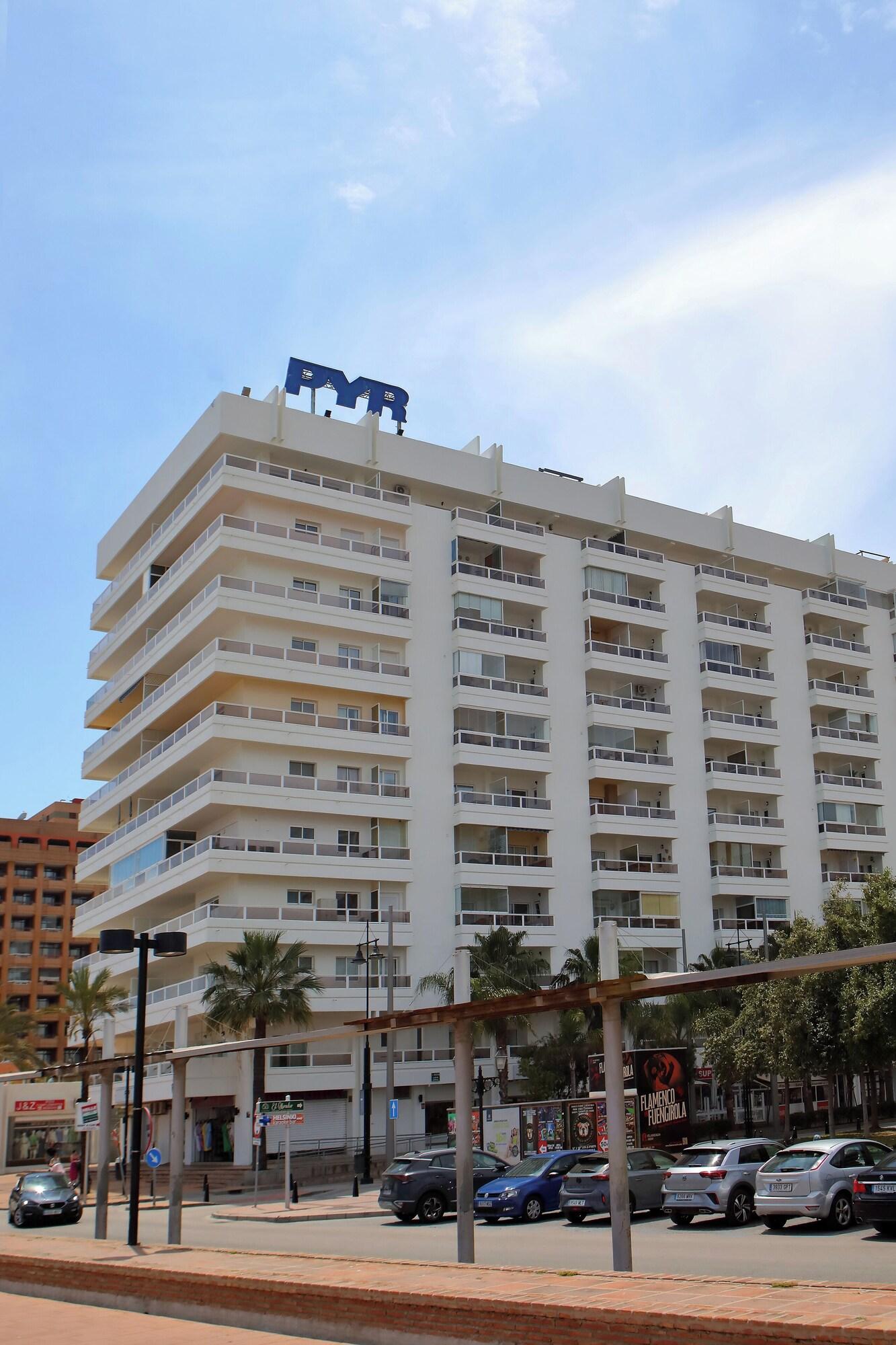 Vista Exterior Aparthotel PYR Fuengirola