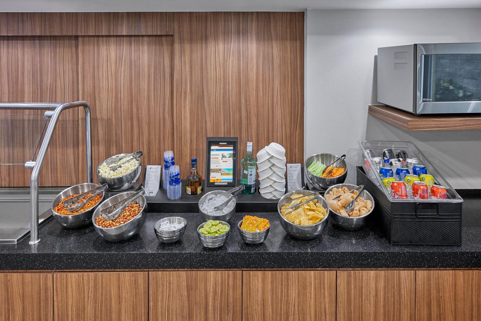 Restaurant City Express by Marriott Tapachula