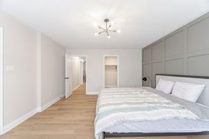 Alquiler Vacacional - Modern Retreat with Loft & Spa-Like Jacuzzi Tub