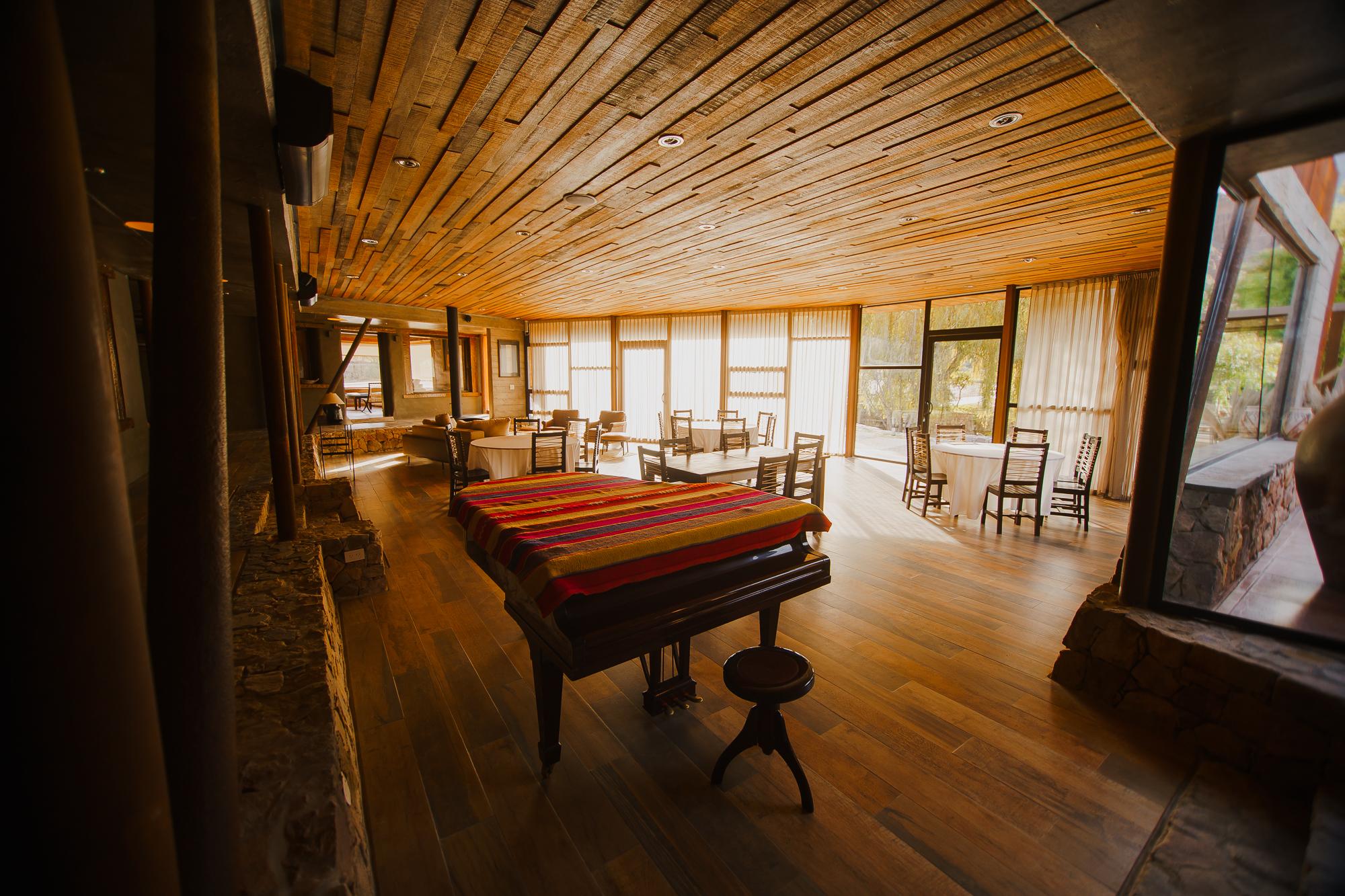 Vista Lobby La Comarca Hotel