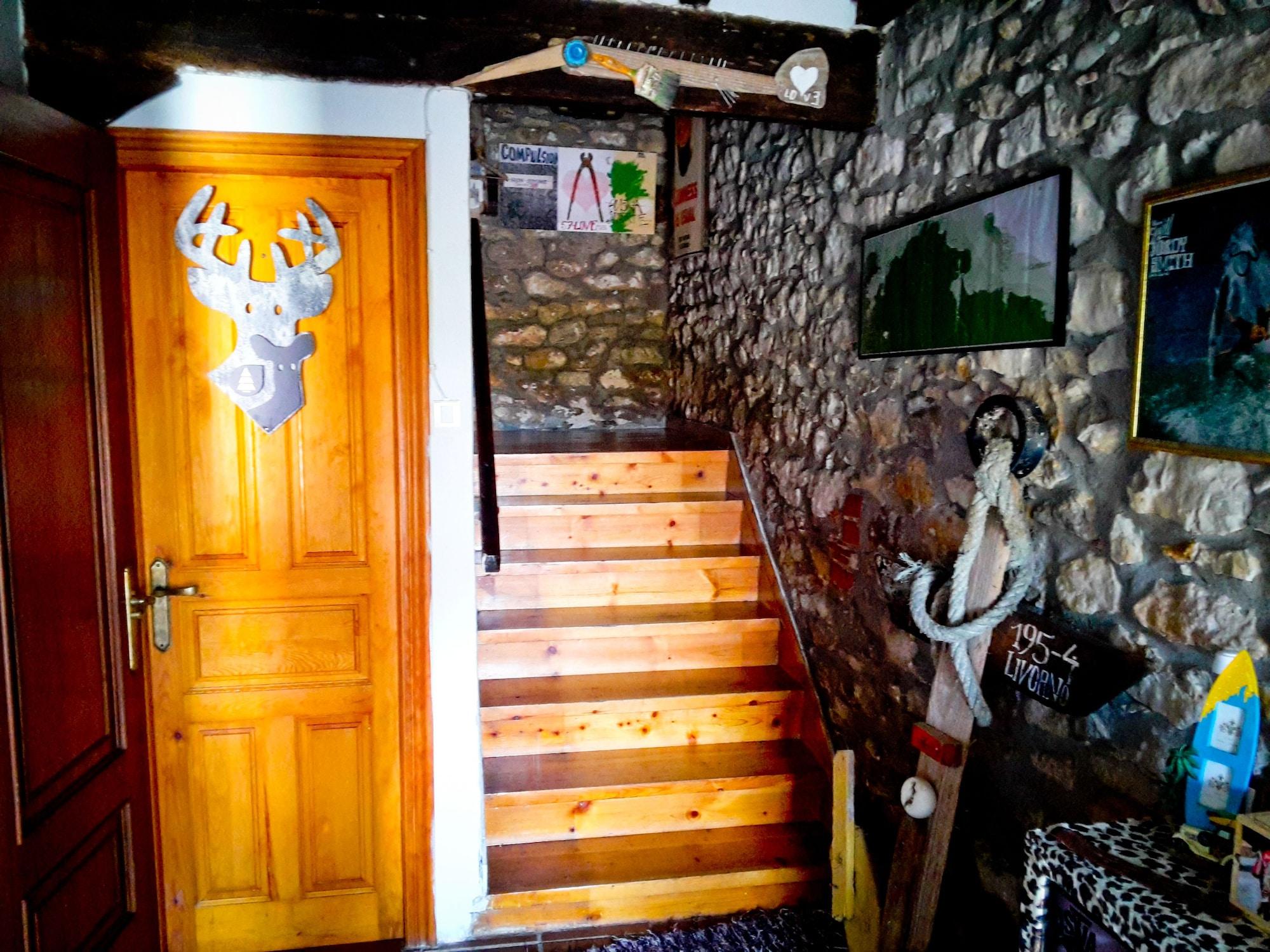 Vista Lobby SURFtoLIVE House - Hostel