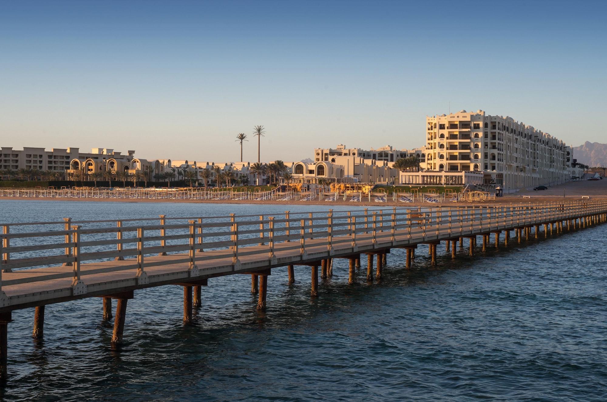 Playa Gravity Hotel Aqua Park Sahl Hasheesh Families and Couples Only