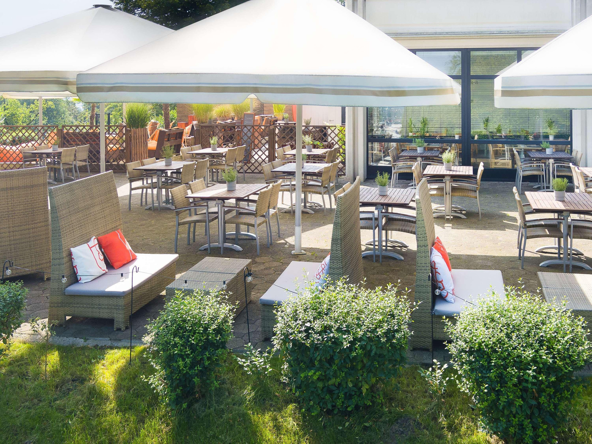 Restaurant Sunday Hotel Bielefeld Johannisberg