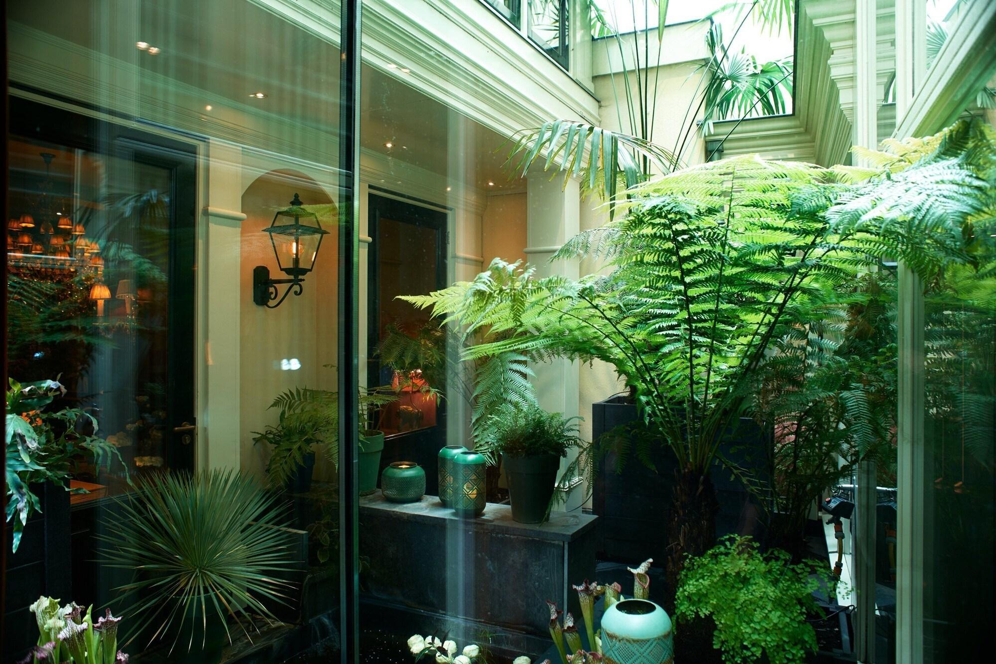 Vista Lobby Hotel Estheréa