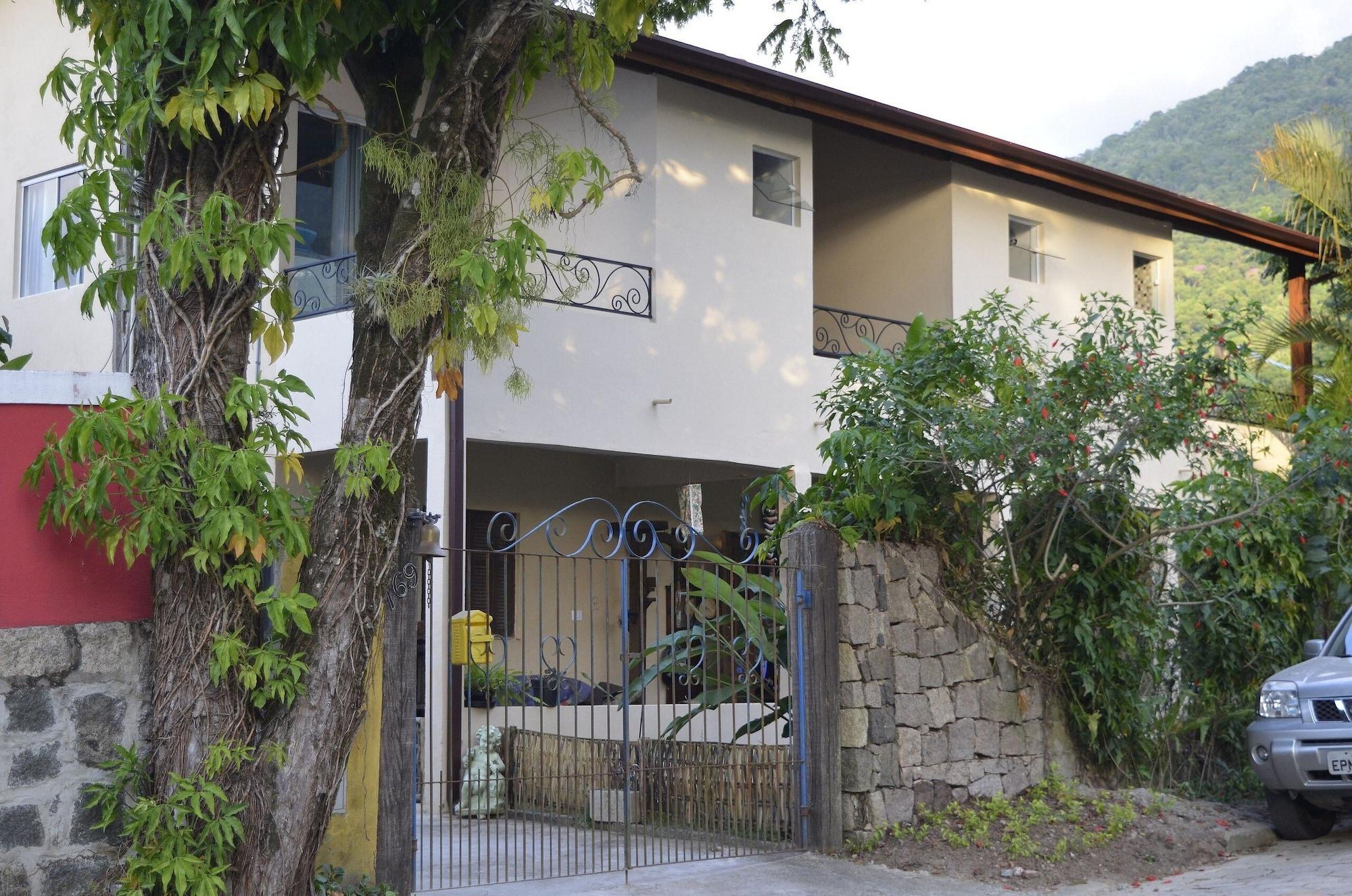 Vista Exterior Suites Paquetá Ilhabela