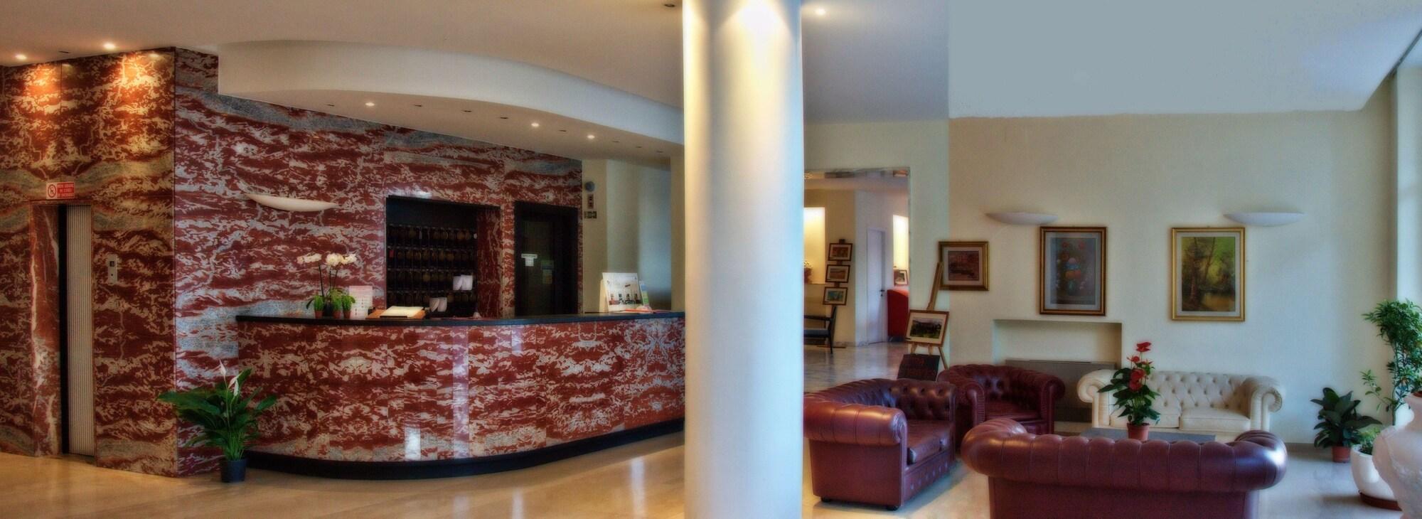 Vista Lobby Hotel Quisisana