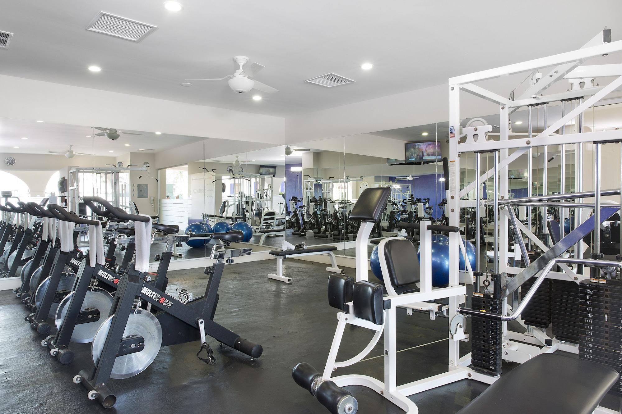 Gimnasio Crown Paradise Golden Puerto Vallarta All Inclusive