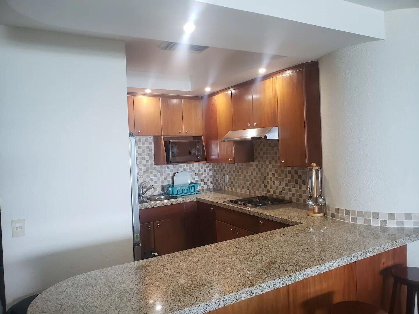 Equipamiento de Habitación Condos HB