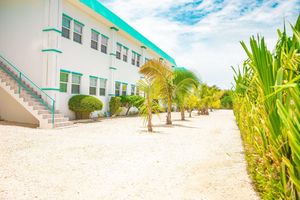 Alojamiento - Best Western Grand Baymen Gardens