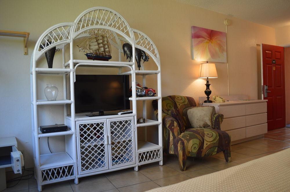 Guest room Fort Lauderdale Beach Resort Hotel & Suites
